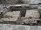 Фундаменты готической Большой синагоги, найденные в ходе раскопок 2012