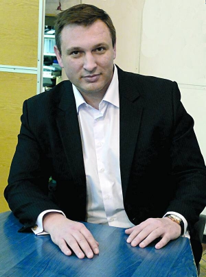 Євген Захар­ченко: ”Зварники заробляють до 35 тисяч гривень на місяць”