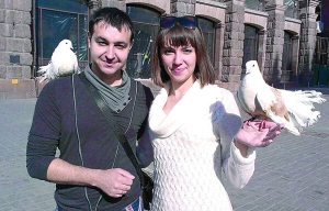 Олег та Олена Пащенки сім років жили у столиці. Коли почали менше заробляти, переїхали до батьків у Черкаси