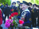 Ветеран прийшов до столичного парку Слави на події, присвячені 70-річчю Перемоги над нацизмом у Європі. 9 травня