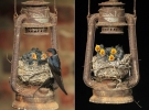 Ласточкино гнездо в старой лампе