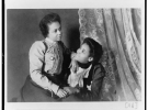 Две афро-американские женщины, которые нравятся друг другу, 1899 год.