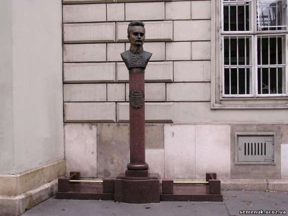 Пам’ятник Івану Франку (Відень 1, Постґассе 8) був відкритий 28 травня 1999 р.