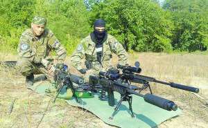 У чеченському батальйоні імені Джохара Дудаєва воюють близько 300 бійців. Першим командиром був Іса Мунаєв, загинув під Дебальцевим на Донеччині 2 лютого