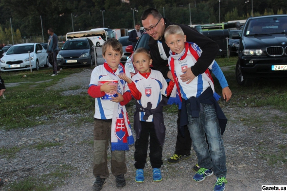 А ось юні вболівальники словацької збірної
