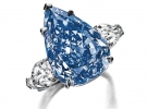 «Блакитний Уїнстон» - 23,8 млн доларів. Найбільший у світі яскраво-блакитний діамант, що належав Harry Winston, підрозділу Swatch Group, був проданий на женевському аукціоні Christie's в травні 2014 за 23,8 млн доларів.