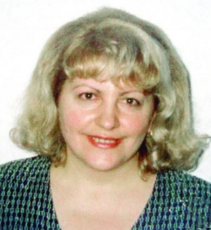 Олена Гузь із міста Новоград-Волинський на Житомирщині передплачує ”Газету по-українськи” три роки