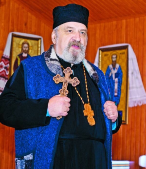 Юрій Кролевський живе в Полтаві з 2006 року. Створив першу громаду Української греко-католицької церкви на Полтавщині. Є настоятелем храму Пресвятої Трійці