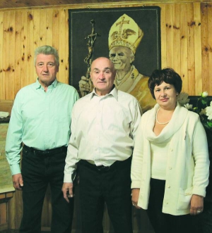 Джузеппе Коверіні (на фото ліворуч) приїхав на лікування до Петра Довгалюка з Італії