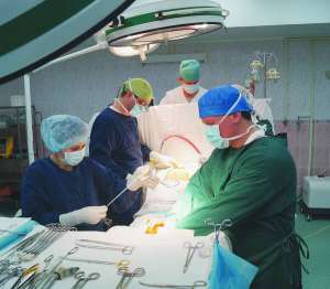 Черкаські кардіо­хірурги встановлюють кардіостимулятор