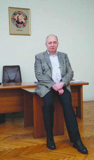 Заступник міністра освіти Павло Хобзей: ”Якщо ми хочемо робити реформи, найперше слід змінити судову владу. Вона дасть ефективність у всіх галузях”