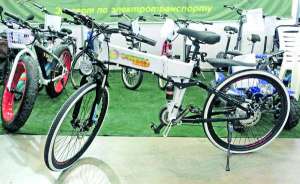 Електричний ­велосипед ”Вольта Кондор” має раму з алюмінієвого ­сплаву. Важить 23 кілограми. Обладнаний двома амортизаторами й двигуном у задньому колесі. Коштує 20,8 тисячі гривень