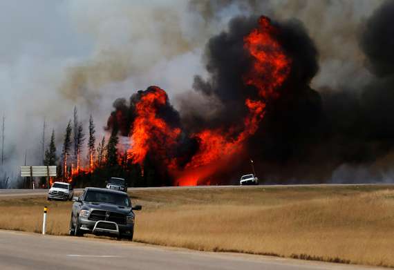 Лісова пожежа у районі Форта МакМюррей, Канада, 7 травня 2016