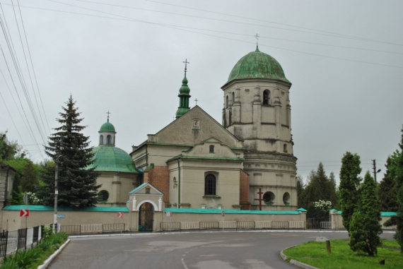 Олесько, костел Пресвятой Троицы