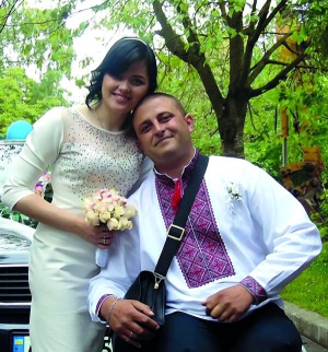 Віталій Матьовка із села Тихий на Закарпатті одружився у Львові з полтавкою Вікторією Куштрьо