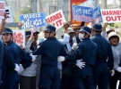В пятницу на Окинаве уже прошла одна акция протеста против военного присутствия США на острове