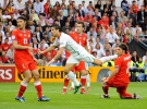 Евро-2008: Роналду забил один гол (Чехии), Португалия проиграла в четвертьфинале Германии.