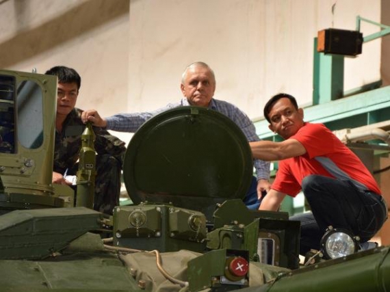 Фахівці Таїланду здійснюють прийомку танків «Оплот» на ДП «Завод ім. Малишева»