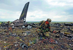 14 червня 2014 року терористи ЛНР обстріляли літак Іл-76 поблизу луганського аеропорту. На борту перебували 40 десантників та дев’ятеро членів екіпажу. Усі загинули
