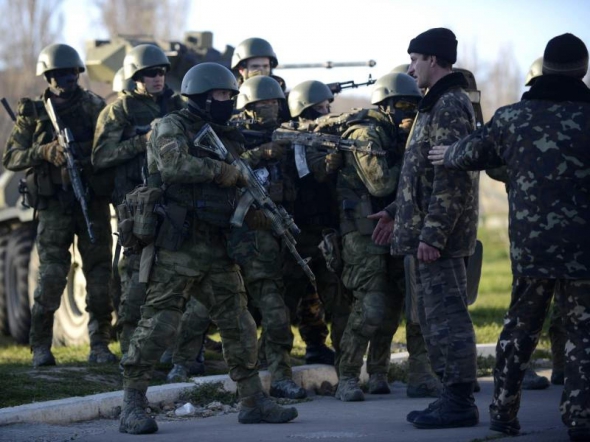 Спецназ РФ во время штурма украинской части в Крыму