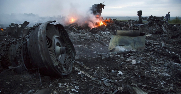 Уламки збитого борту МН-17 