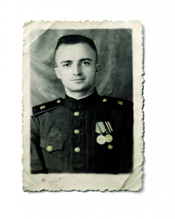 Євген Грицяк під час служби у Червоній армії, 1946 рік