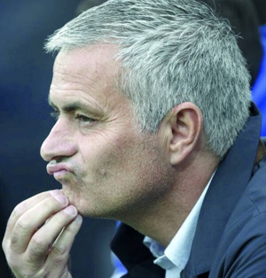 Жозе Моуріньйо як тренер двічі вигравав Лігу чемпіонів. 2015‑го переміг у чемпіонаті Англії, але потім провалився з ”Челсі”. Очолив ”Манчестер Юнайтед” влітку цього року