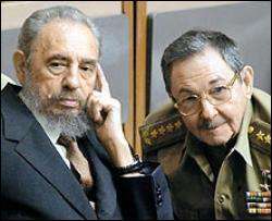 Фідель Кастро програв вибори братові Раулю