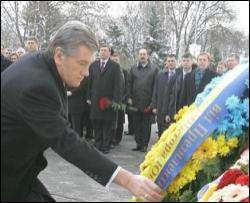 Ющенко нагадав молоді, що в наш час злочинно бути байдужим 