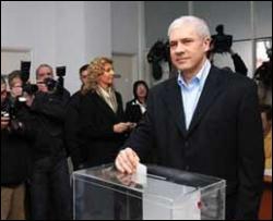 На виборах у Сербії РВК обробила 98,8% бюлетенів: лідирує Тадіч