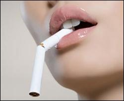 В Англии вводят лицензии на право курить