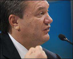 Янукович в Брюсселе назвал два выхода из парламентского кризиса
