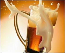 Медики советуют мужчинам отказаться от пива