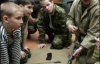 В России беспризорных детей готовили к войне в Чечне (ФОТОРЕПОРТАЖ)