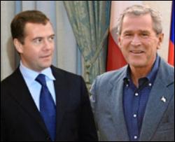 Буш с нетерпением ждет встречи с Медведевым