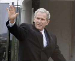 Буш прилетел в Киев