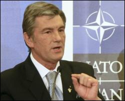 Ющенко переконаний, що у грудні Україну запросять у НАТО