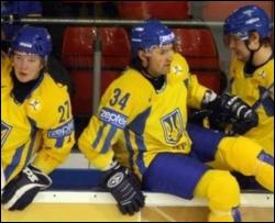 В первом матче на чемпионате мира по хоккею сборная Украины разгромила хорватов