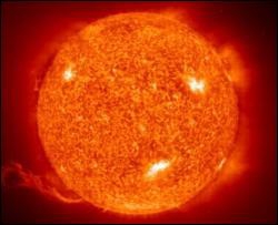 Звук на Солнце возникает из-за мощных вспышек на поверхности
