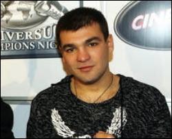 Юрій Барашьян посперечається за вакантний титул WBA