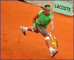 Надаль начинает с уверенной победы