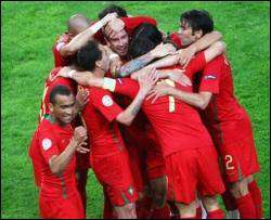 Португальцы начинают с победы