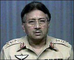 Партия Беназир Бхутто хочет судить Мушаррафа за измену