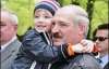 Лукашенко показал внебрачного сына