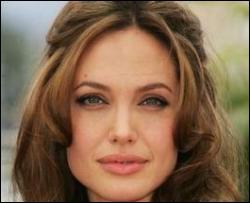Фільм &amp;quot;Особливо небезпечний&amp;quot; врятував Анджеліну Джолі від депресії