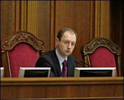 Яценюк согласился вынести на голосование резолюцию о недоверии Тимошенко
