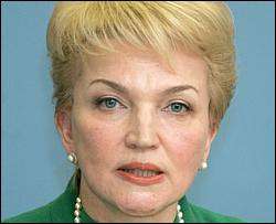 Богатирьова - Тимошенко: &amp;quot;Хворобу мозку компліментами не лікують&amp;quot;