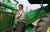 Кузьменко заработает за нынешний сбор урожая 5 тысяч гривен