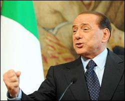 Берлускони одержал победу над неапольским мусором