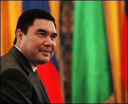 Проект нової конституції Туркменії винесений на всенародне обговорення